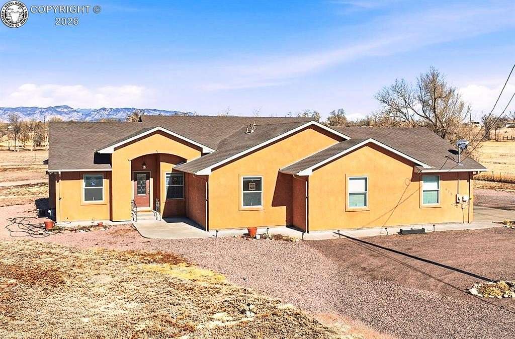 4.42 Acres of Residential Land with Home for Sale in Penrose, Colorado