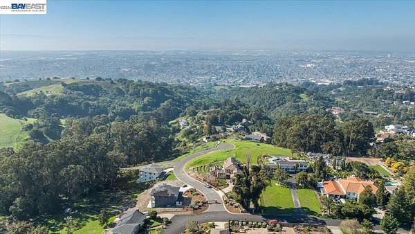 1.1 Acres of Residential Land for Sale in Oakland, California