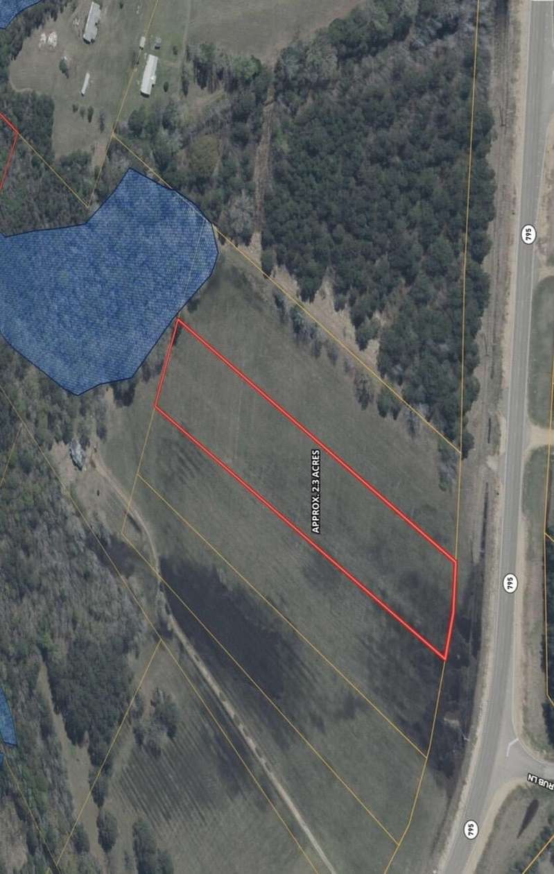 2.3 Acres of Residential Land for Sale in Columbus, Mississippi