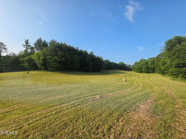 38 Acres of Land for Sale in Mountain City, Tennessee