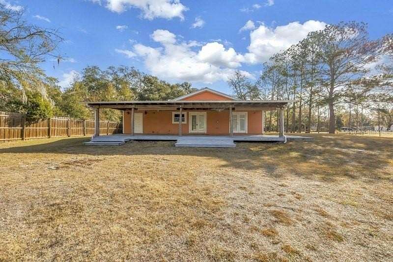 7.23 Acres of Residential Land with Home for Sale in Land O' Lakes, Florida