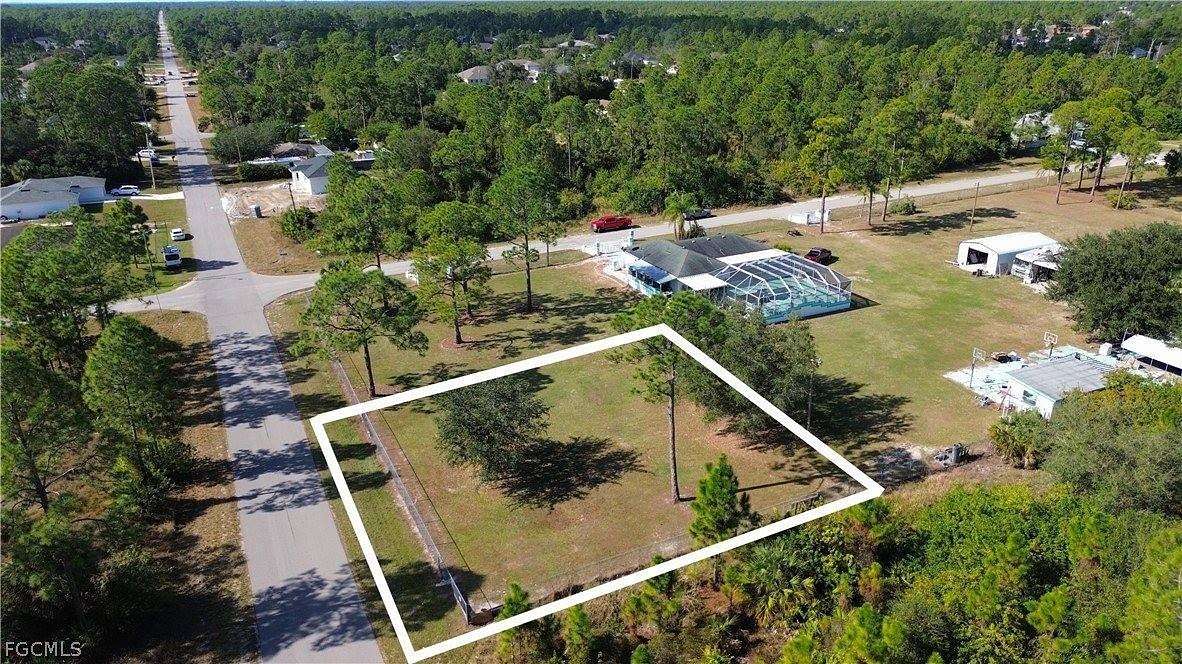 0.25 Acres of Residential Land for Sale in Lehigh Acres, Florida