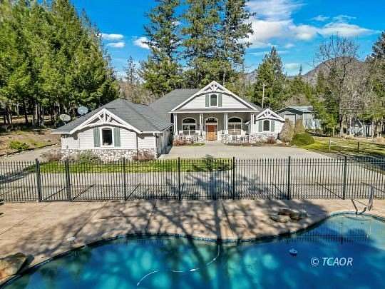 2.66 Acres of Residential Land with Home for Sale in Junction City, California