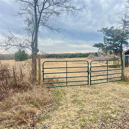 24 Acres of Recreational Land for Sale in Sulphur Springs, Texas