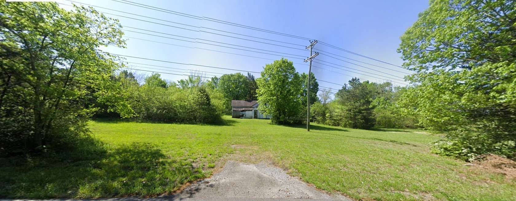 1.5 Acres of Residential Land for Sale in Spring Hill, Tennessee