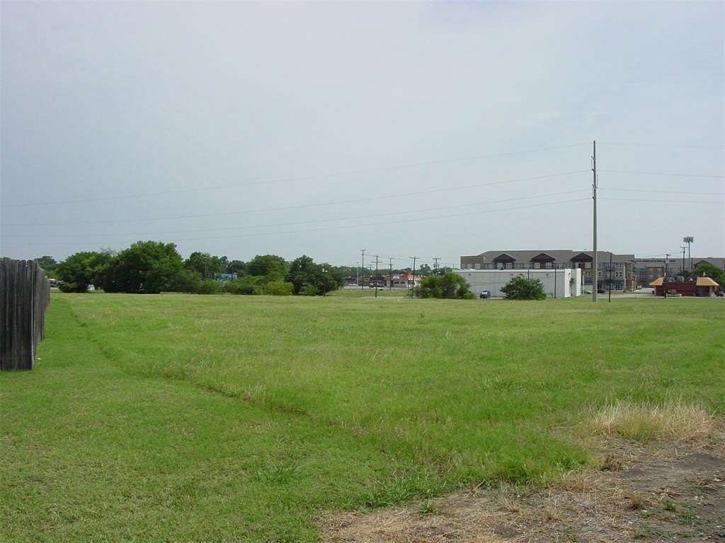 2 Acres of Residential Land for Sale in Mesquite, Texas