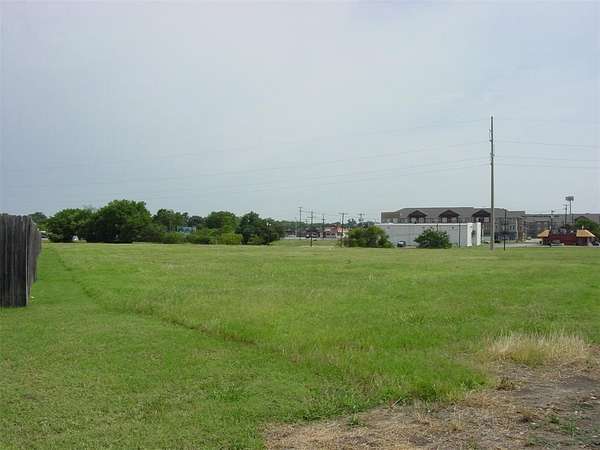 2 Acres of Residential Land for Sale in Mesquite, Texas