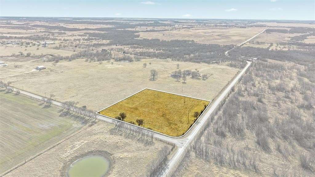 3.25 Acres of Residential Land for Sale in Sherman, Texas