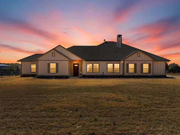 3 Acres of Residential Land with Home for Sale in Springtown, Texas