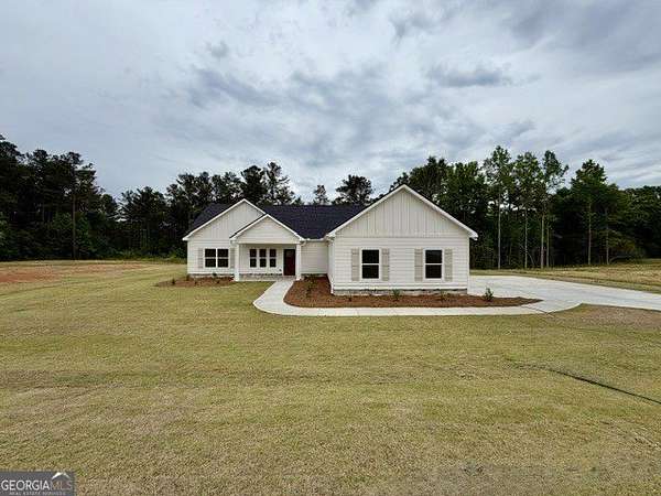 2 Acres of Land with Home for Sale in Pine Mountain, Georgia