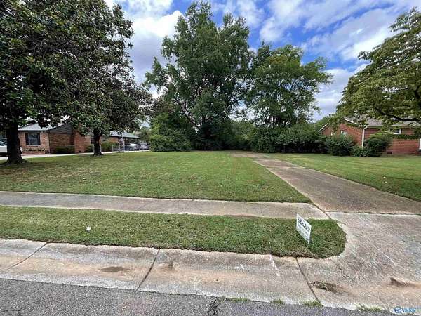 0.33 Acres of Residential Land for Sale in Huntsville, Alabama