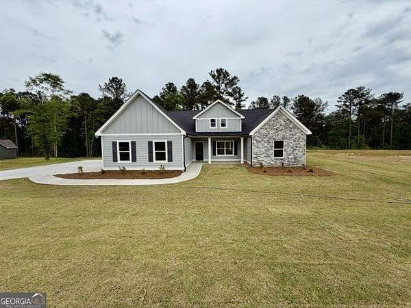 2 Acres of Land with Home for Sale in Pine Mountain, Georgia