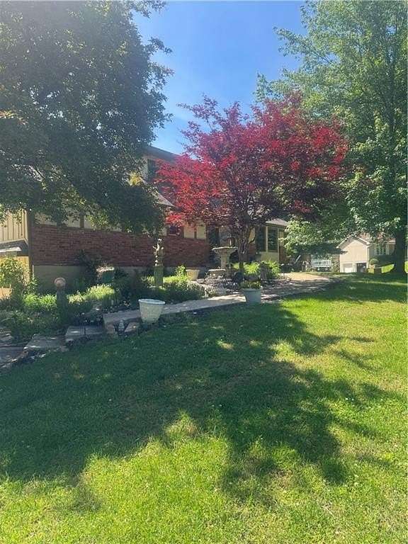 5.5 Acres of Land with Home for Sale in Cleveland, Missouri