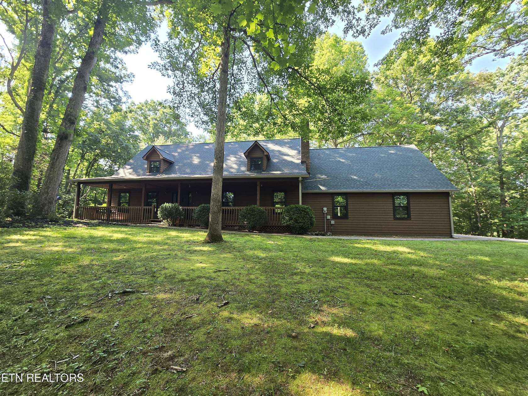 5.6 Acres of Land with Home for Sale in Kingston, Tennessee