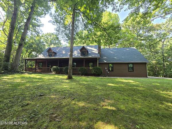5.6 Acres of Land with Home for Sale in Kingston, Tennessee