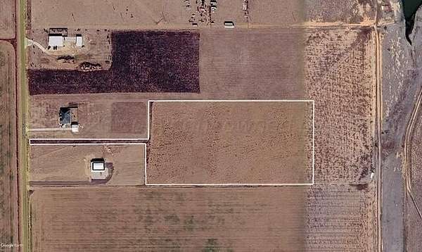 10 Acres of Residential Land for Sale in Canyon, Texas