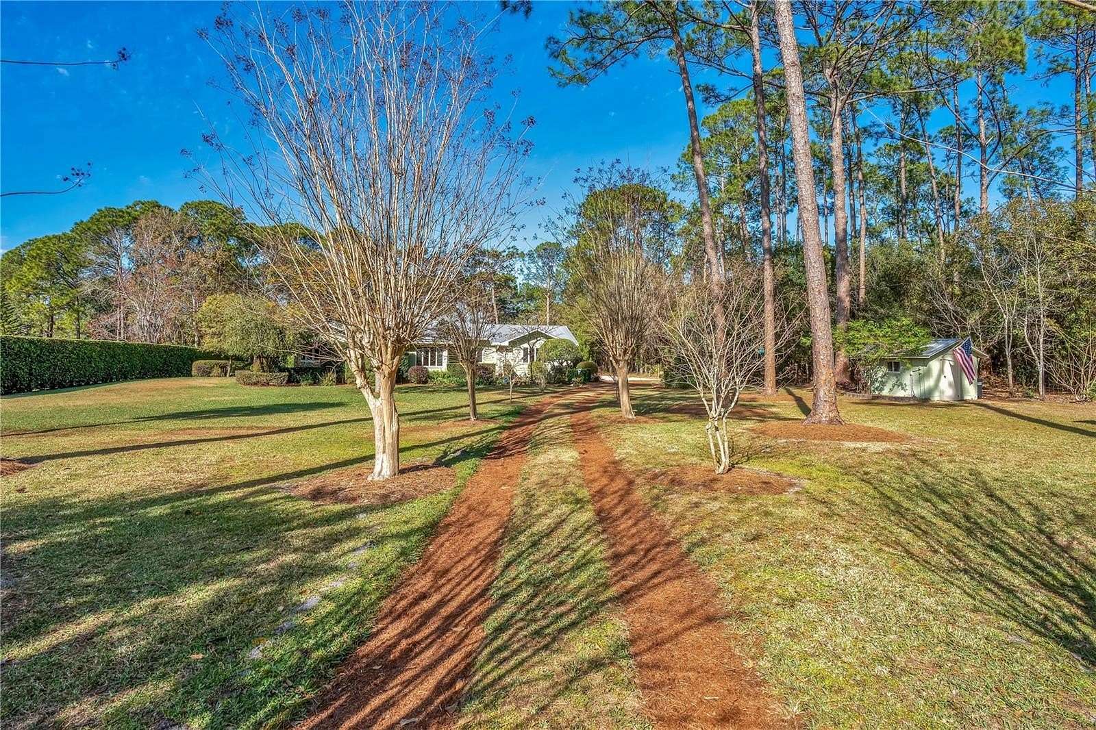 2.1 Acres of Residential Land with Home for Sale in Orlando, Florida