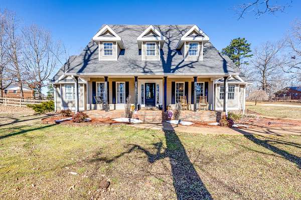 2 Acres of Residential Land with Home for Sale in Hohenwald, Tennessee