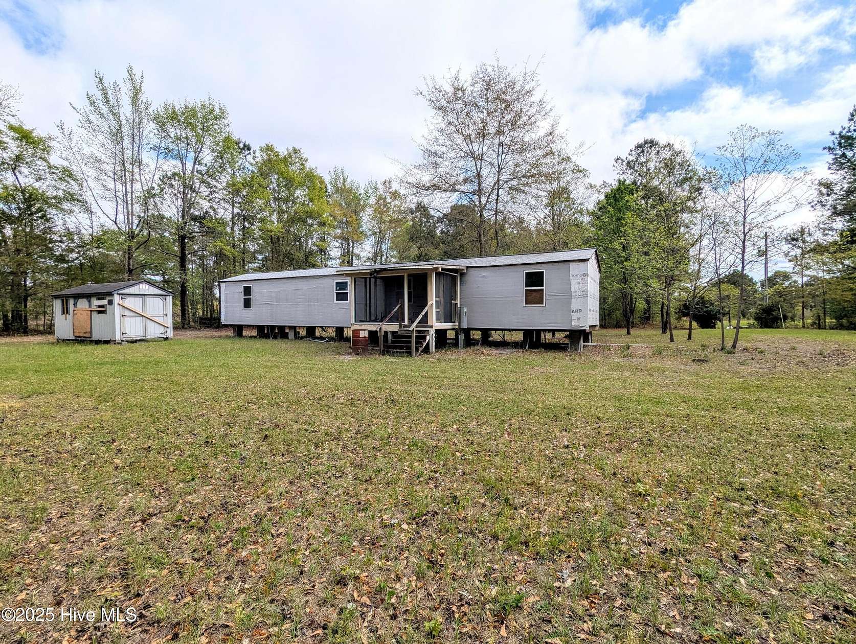 1.2 Acres of Land for Sale in Burgaw, North Carolina