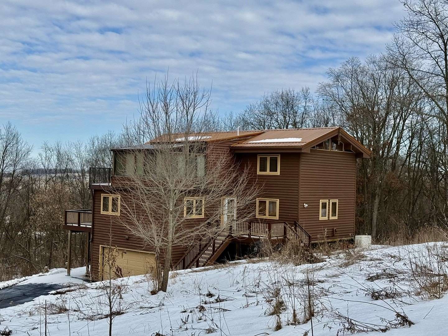 3.15 Acres of Residential Land with Home for Sale in Harvard, Illinois