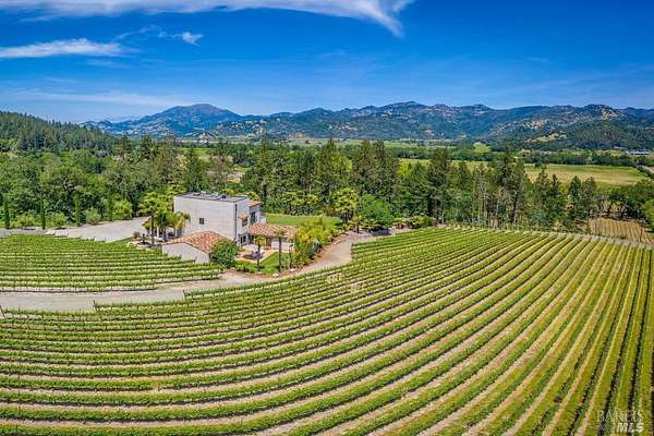 18 Acres of Land with Home for Sale in Calistoga, California