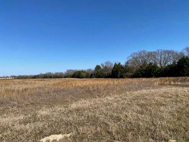 149 Acres of Land with Home for Sale in Athens, Texas
