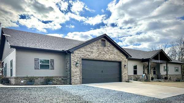 5.22 Acres of Land with Home for Sale in Sherwood, Arkansas