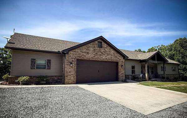 5.22 Acres of Land with Home for Sale in Sherwood, Arkansas