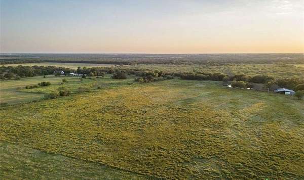1.8 Acres of Residential Land for Sale in Elm Mott, Texas