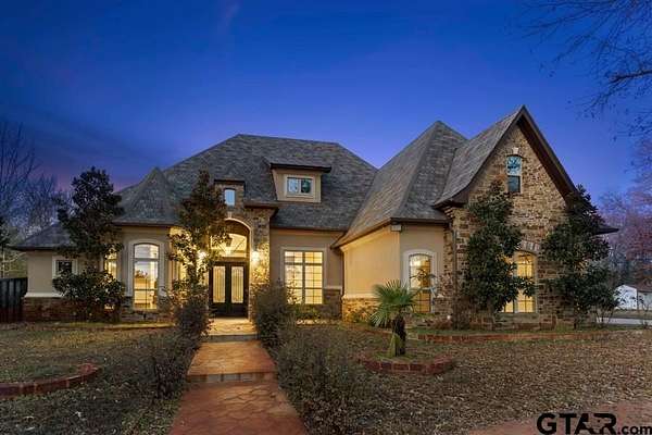 4 Acres of Land with Home for Sale in Tyler, Texas