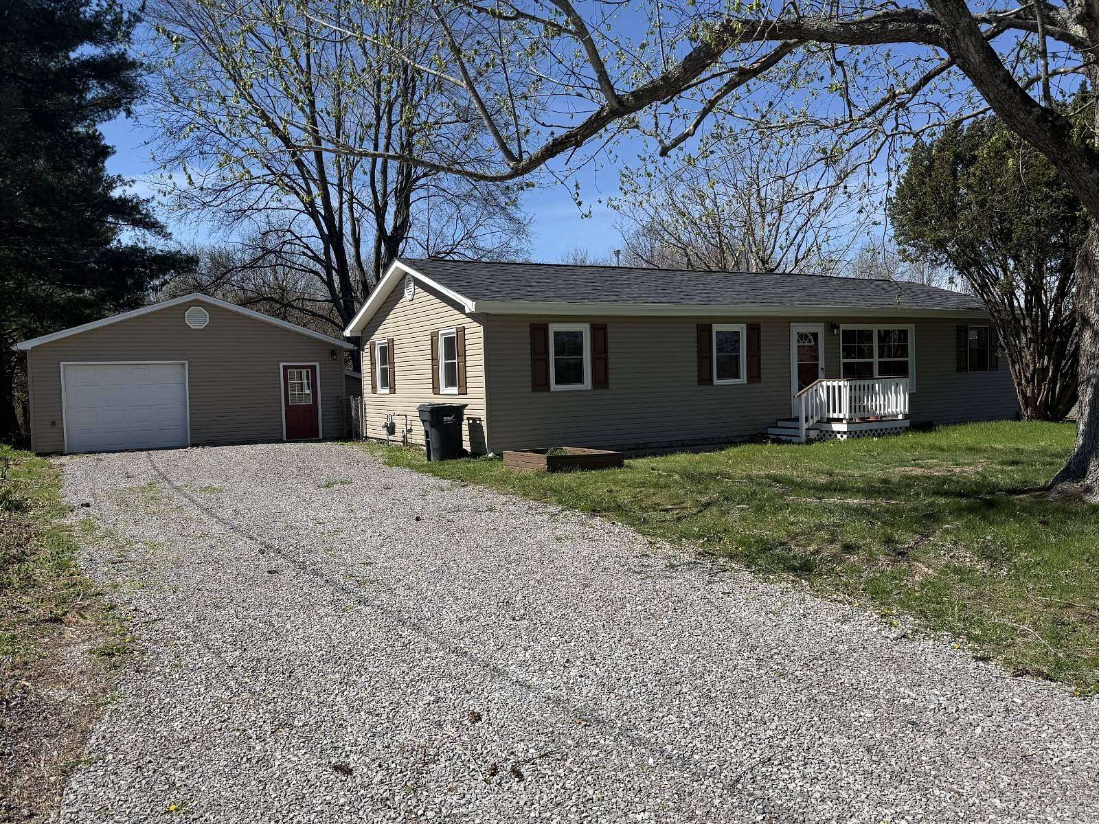 2 Acres of Land with Home for Sale in Marion, Kentucky