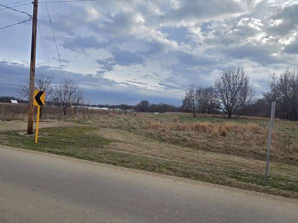 11.2 Acres of Commercial Land for Sale in Dexter, Missouri