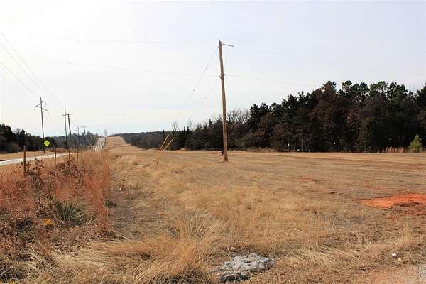 30.9 Acres of Improved Mixed-Use Land for Sale in Oklahoma City, Oklahoma