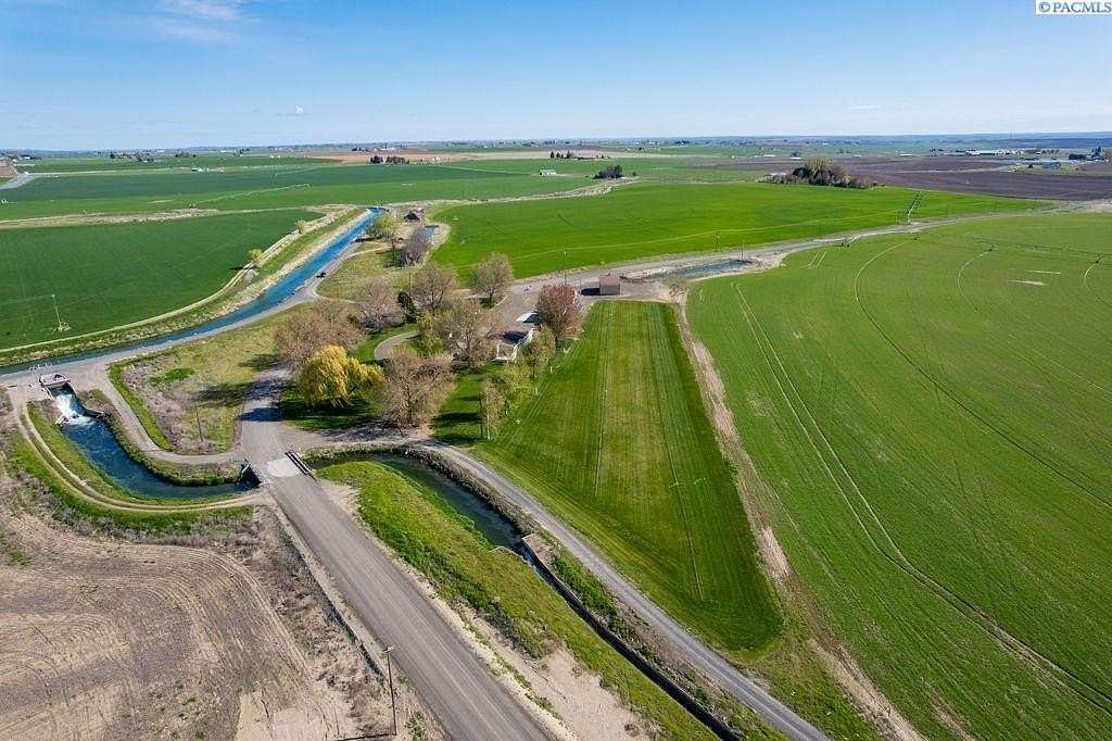 5 Acres of Land with Home for Sale in Pasco, Washington