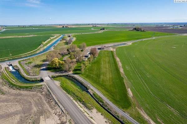 5 Acres of Land with Home for Sale in Pasco, Washington
