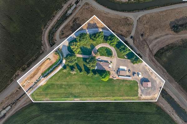 5 Acres of Land with Home for Sale in Pasco, Washington