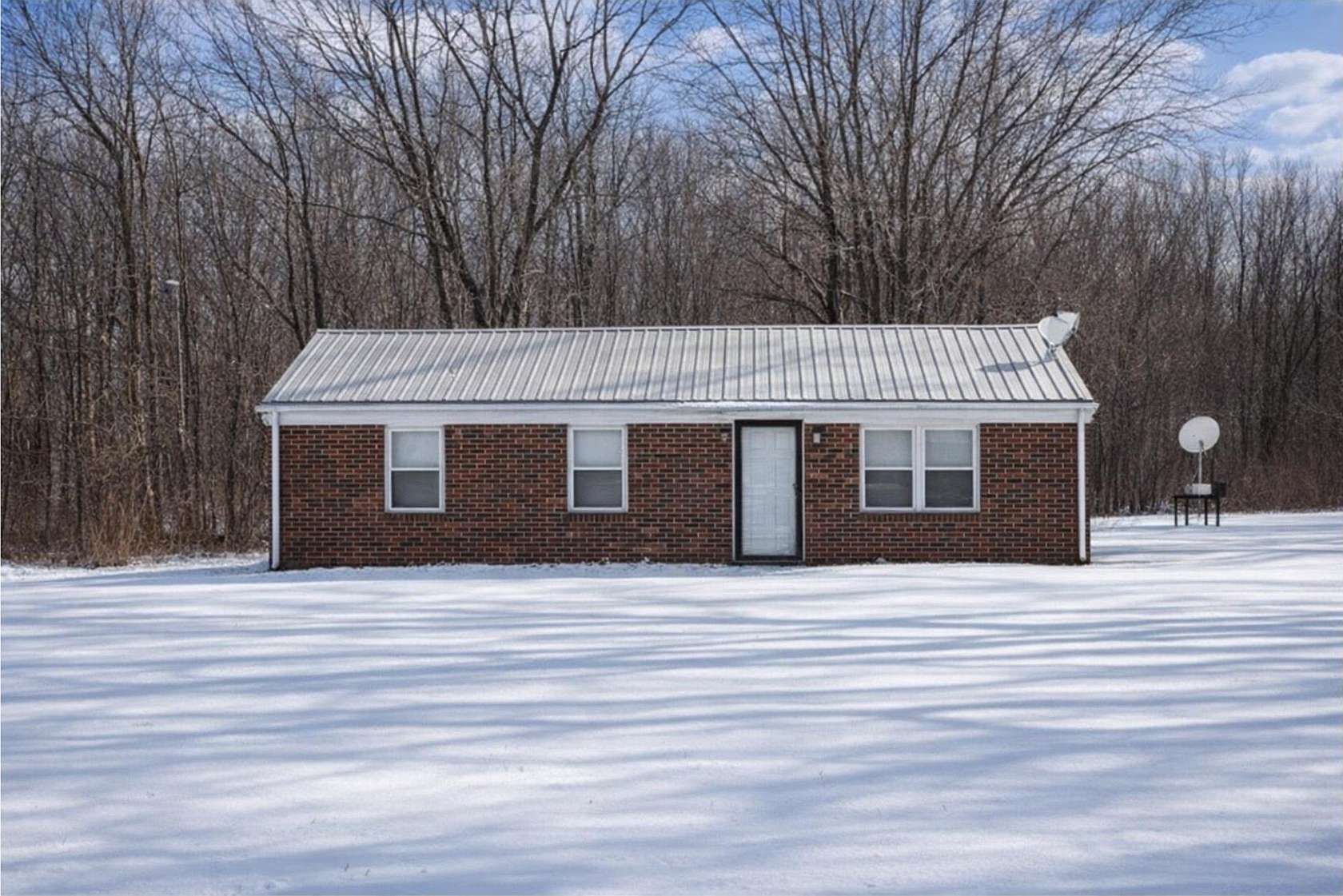 2.32 Acres of Residential Land with Home for Sale in Reed, Kentucky