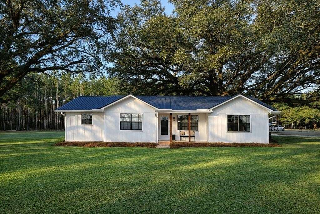 2.56 Acres of Land with Home for Sale in Jakin, Georgia