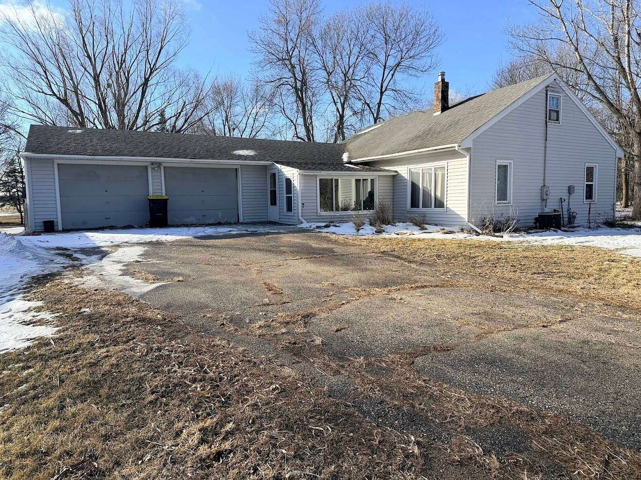 2 Acres of Residential Land with Home for Sale in Bingham Lake, Minnesota