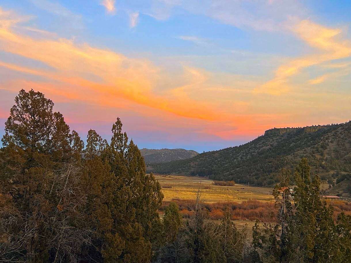 6.78 Acres of Land with Home for Sale in Prineville, Oregon