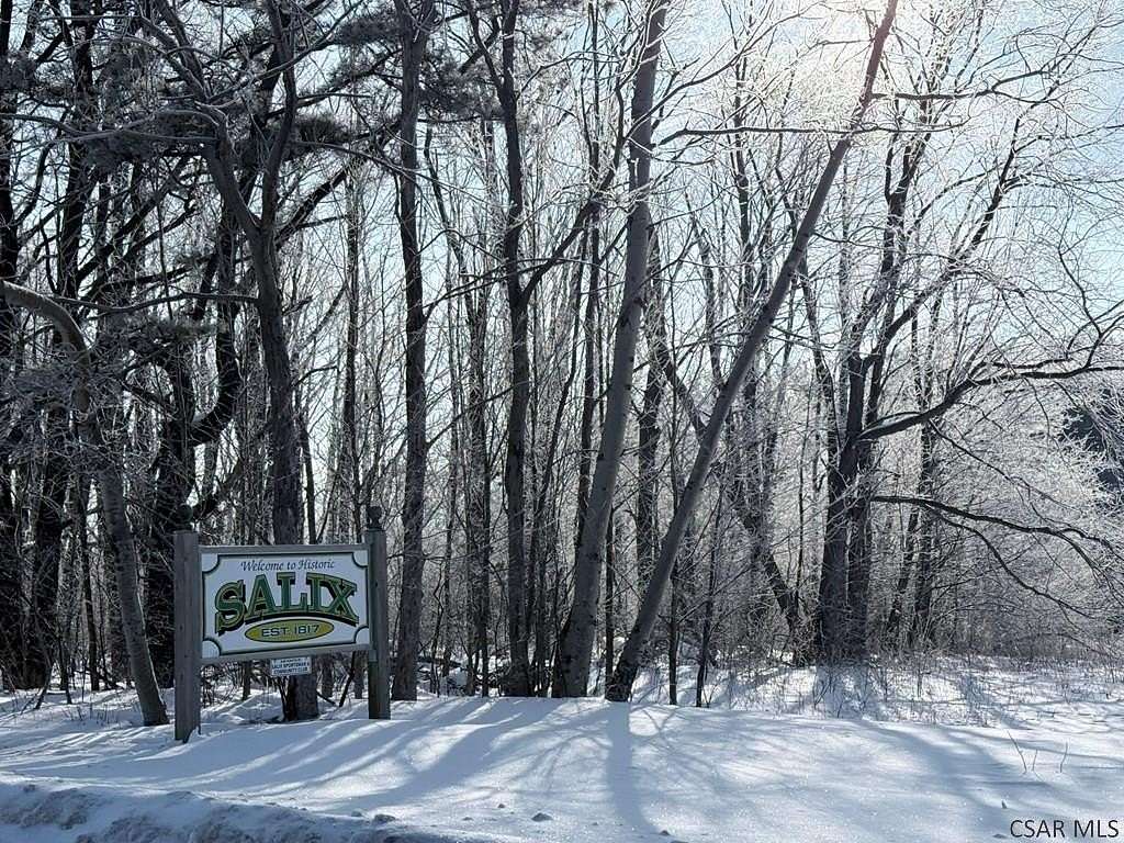 5.48 Acres of Residential Land for Sale in Salix, Pennsylvania