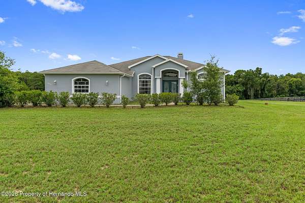 4.8 Acres of Land with Home for Sale in Floral City, Florida