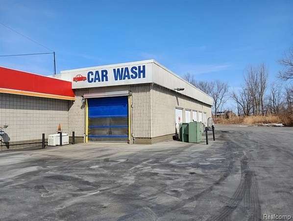 2.46 Acres of Improved Commercial Land for Lease in New Baltimore, Michigan