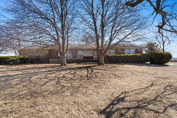 2.1 Acres of Residential Land with Home for Sale in Paxton, Illinois