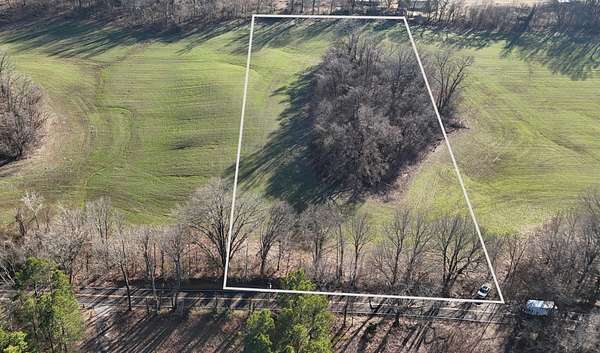 5 Acres of Land for Sale in Millington, Tennessee