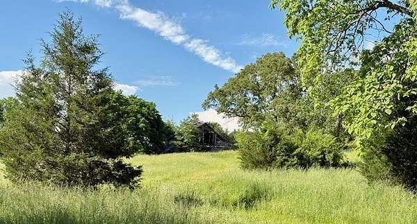 97 Acres of Recreational & Residential Land for Sale in Waynesboro, Tennessee