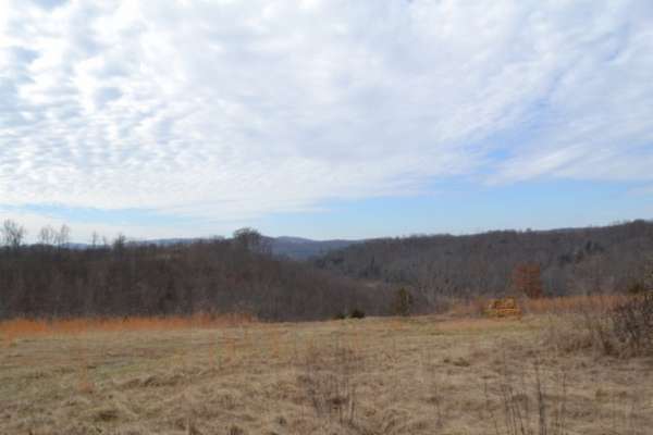 39 Acres of Land for Sale in Monterey, Tennessee