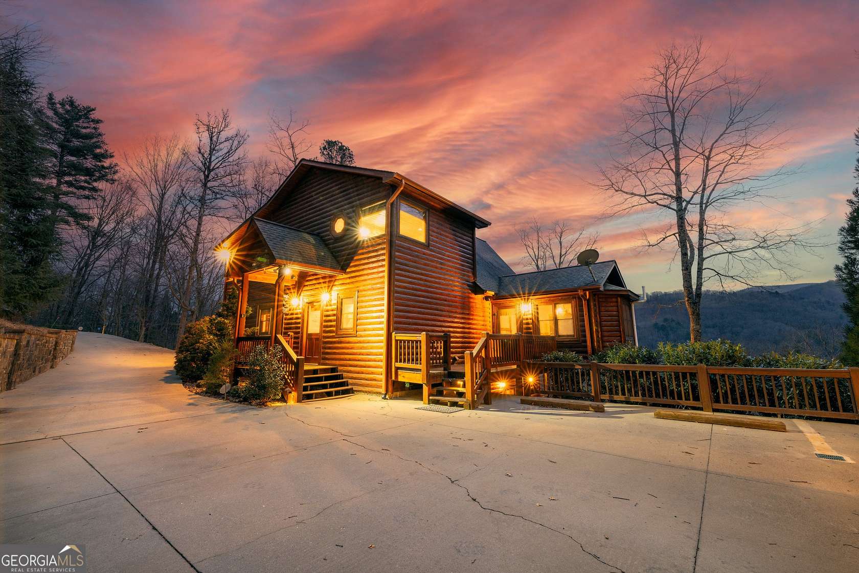 1.64 Acres of Residential Land with Home for Sale in Blue Ridge, Georgia