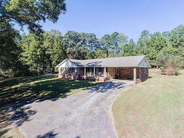 7.12 Acres of Residential Land with Home for Sale in Rome, Georgia