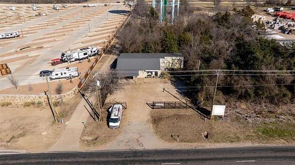 0.21 Acres of Commercial Land for Sale in Ennis, Texas